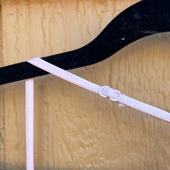 Linea Donatella Elegant Black And Light Pink Lace Chemise. Padded. Medium - Picture 8 of 14